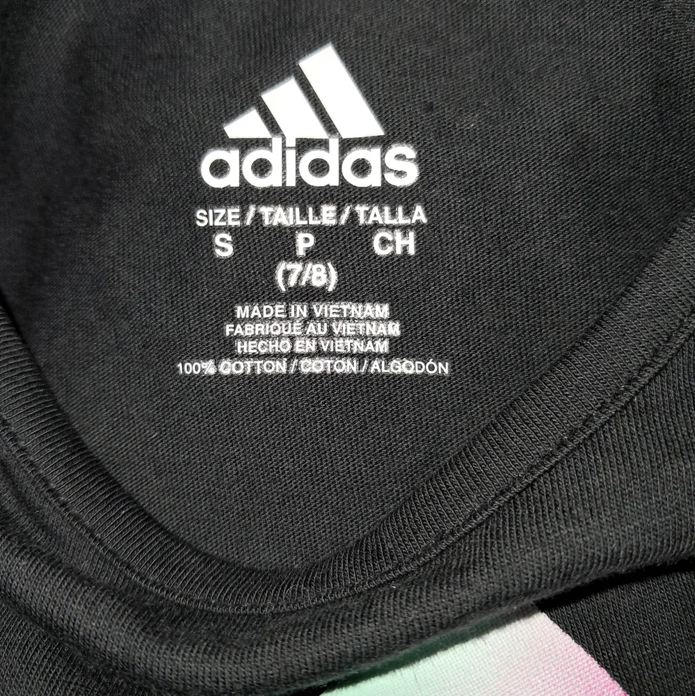 Adidas Short Sleeve Tshirt - Picture 3 of 3